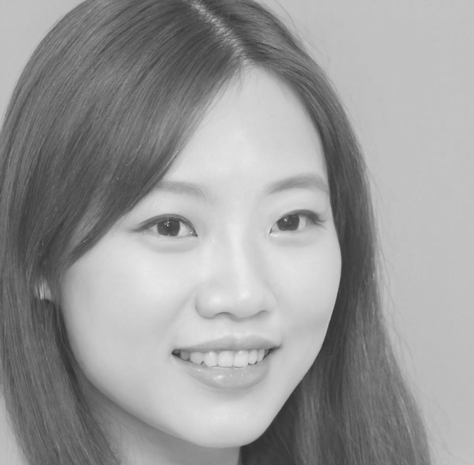 Saoirse Bennett financial educator portrait